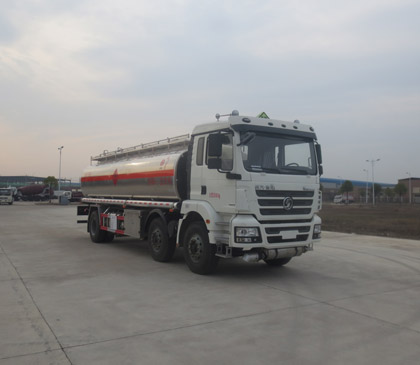 陕汽前四后四铝合金运油车23.4立方