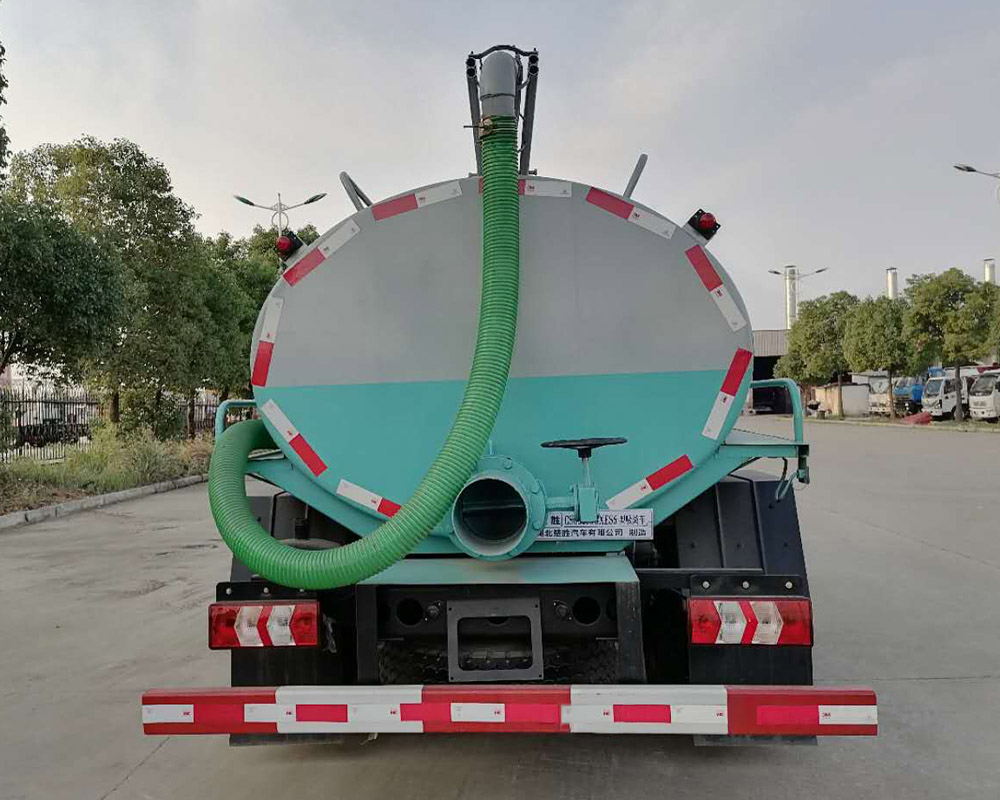 楚胜牌CSC5080GXES6型吸粪车